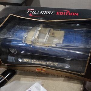 Maisto Blue Cadillac Eldorado Biarritz (1959) Model Car